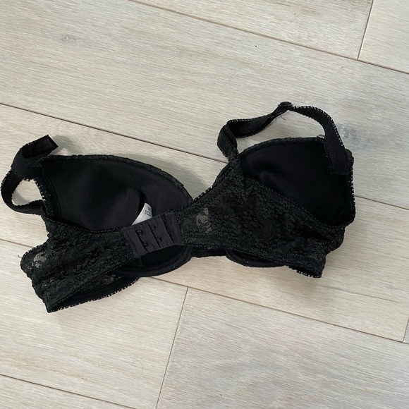 EUC Victorias Secret push up bra - Picture 3 of 4